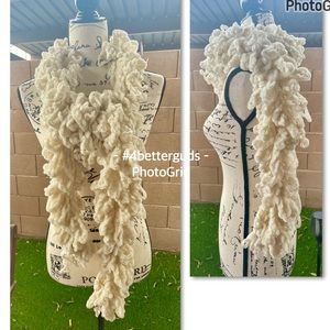 Soft Plush Cozy Chunky Boucle Knit Loop Long Scarf O/S